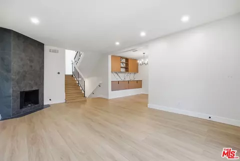 1203 Ramona Dr, Newbury Park, CA 91320