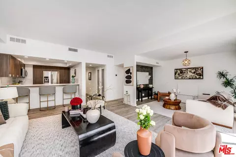 7135 Hollywood Blvd #305, Los Angeles, CA 90046