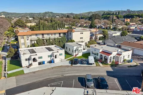 8146 Bright Ave, Whittier, CA 90602