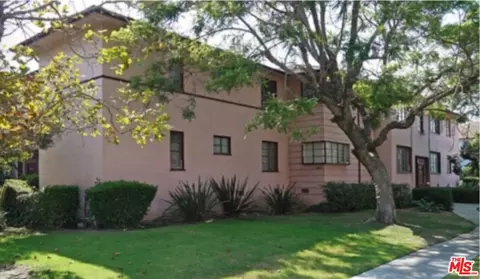 4063 Abourne Rd #B, Los Angeles, CA 90008