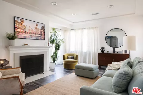 1916 W 94th St, Los Angeles, CA 90047