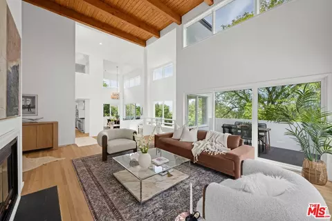 6969 Woodrow Wilson Dr, Los Angeles, CA 90068