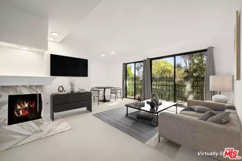 502 San Vicente Blvd #105, Santa Monica, CA 90402
