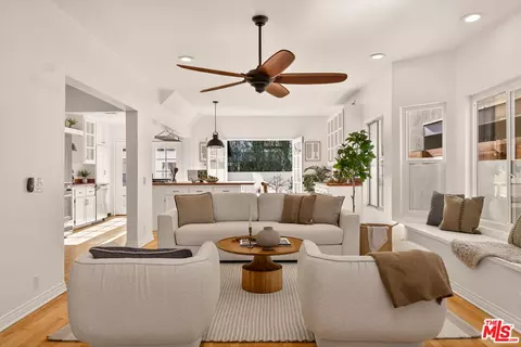 3223 Thatcher Ave, Marina Del Rey, CA 90292