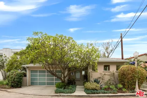 1757 Hollyvista Ave, Los Angeles, CA 90027