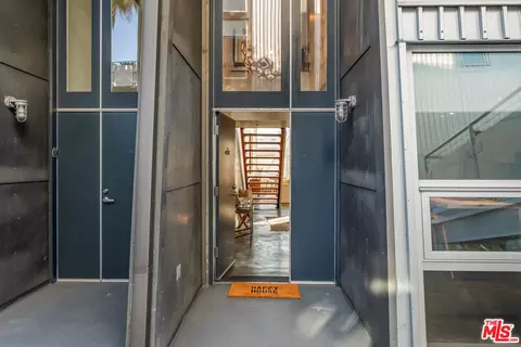 Entry Way - 615 Hampton Dr #A102, Venice, CA 90291 photo 1 of 5