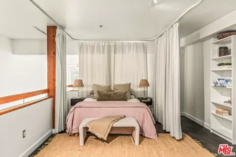 Bedroom - 615 Hampton Dr #A102, Venice, CA 90291 photo 4 of 5
