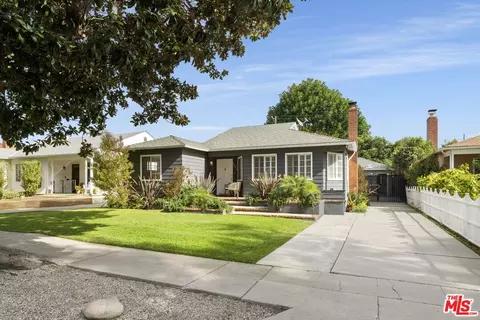2926 S Bentley Ave, Los Angeles, CA 90064
