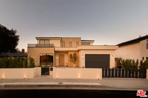 14813 Mccormick St, Sherman Oaks, CA 91411