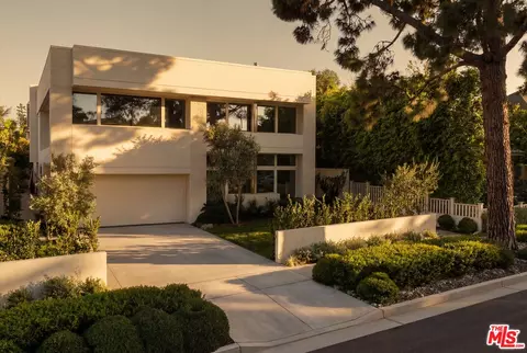 622 24th St, Santa Monica, CA 90402