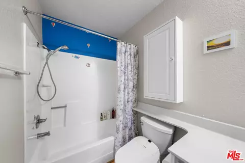 Bath - 11410 Dolan Ave #341, Downey, CA 90241 photo 1 of 2