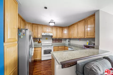 Kitchen - 11410 Dolan Ave #341, Downey, CA 90241 photo 2 of 5