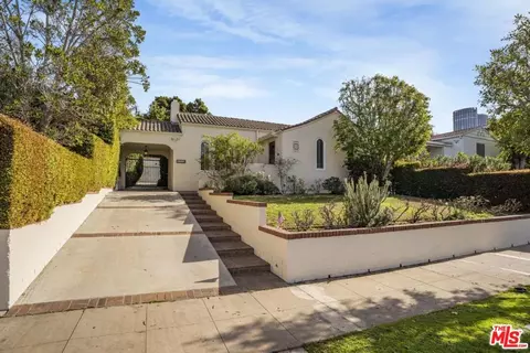 1714 Warnall Ave, Los Angeles, CA 90024
