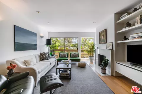 950 N Kings Rd #242, West Hollywood, CA 90069