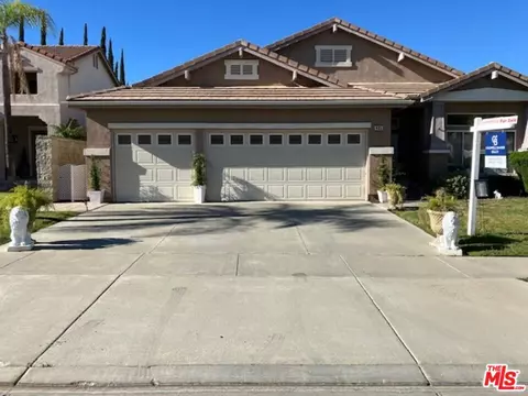 435 Rembrandt Dr, Corona, CA 92882