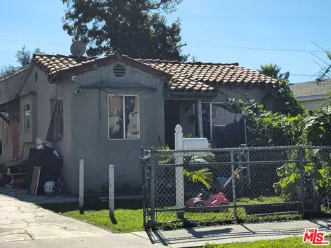 666 W 62nd St, Los Angeles, CA 90044