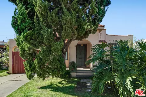 2247 Penmar Ave, Venice, CA 90291
