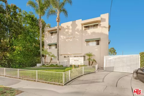 11725 Gilmore St, North Hollywood, CA 91606