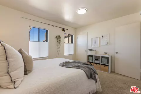 Bedroom - 728 Ohio Ave, Long Beach, CA 90804 photo 6 of 6