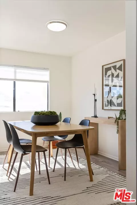 Dining - 728 Ohio Ave, Long Beach, CA 90804 photo 1 of 5