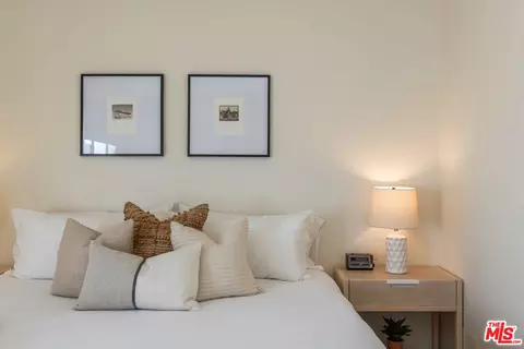 Bedroom - 728 Ohio Ave, Long Beach, CA 90804 photo 3 of 6