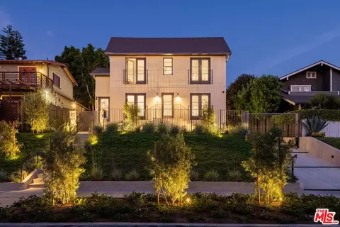 1018 Manzanita St, Los Angeles, CA 90029