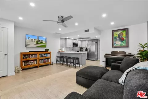 32505 Candlewood Dr #11, Cathedral City, CA 92234
