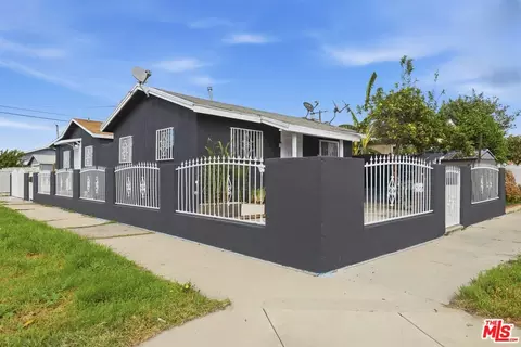 1049 W 67th St, Los Angeles, CA 90044
