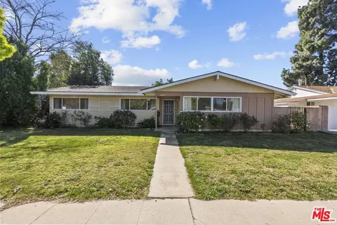 20118 Lassen St, Chatsworth, CA 91311