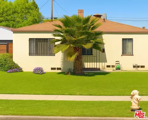 2215 W 132nd St, Los Angeles, CA 90059