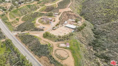 11426 Sierra Hwy, Santa Clarita, CA 91390