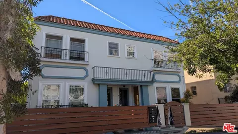 745 N Manhattan Pl, Los Angeles, CA 90038