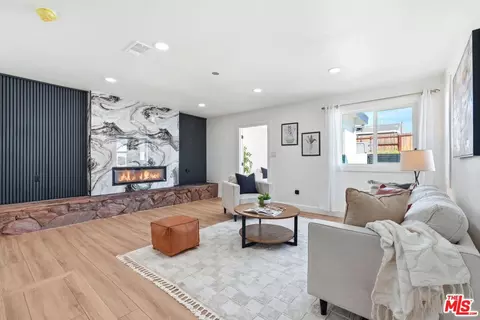 11934 S Van Ness Ave, Hawthorne, CA 90250