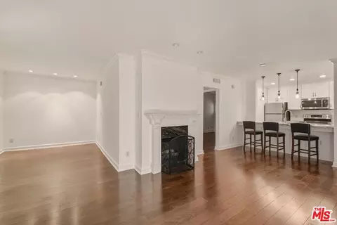 141 S Clark Dr #225, Los Angeles, CA 90048