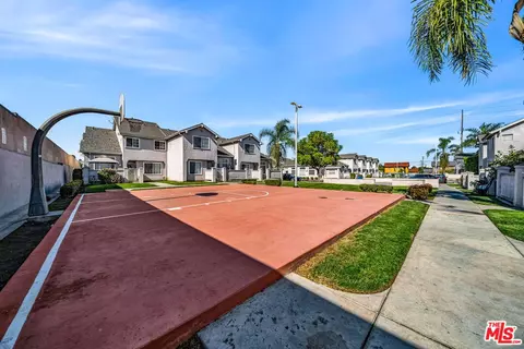 Other - 820 W Compton Blvd #17, Compton, CA 90220 photo 11 of 16