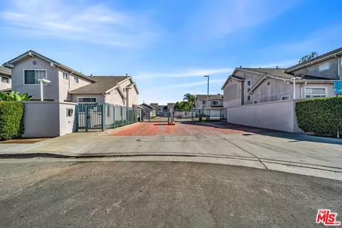 Other - 820 W Compton Blvd #17, Compton, CA 90220 photo 14 of 16