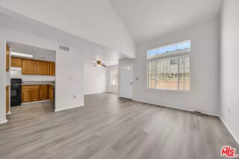 Living - 820 W Compton Blvd #17, Compton, CA 90220 photo 3 of 6