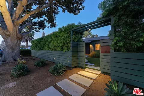 2852 Burkshire Ave, Los Angeles, CA 90064