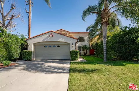 7466 Louise Ave, Lake Balboa, CA 91406