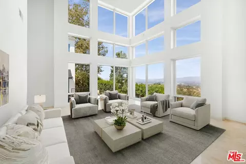 14435 Mulholland Dr, Los Angeles, CA 90077