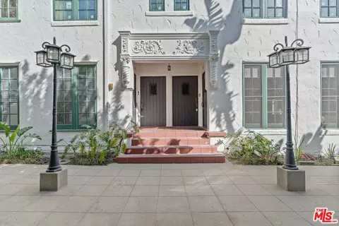 1250 N Harper Ave #302, Los Angeles, CA 90046