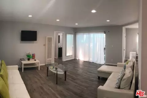 2314 Pacific Ave, Venice, CA 90291