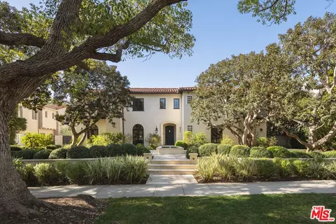 621 N Maple Dr, Beverly Hills, CA 90210