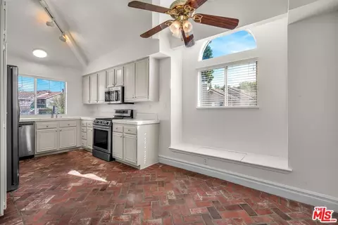 Other - 455 Kennerick Ln, Simi Valley, CA 93065 photo 3 of 10