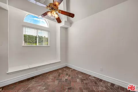 Other - 455 Kennerick Ln, Simi Valley, CA 93065 photo 4 of 10