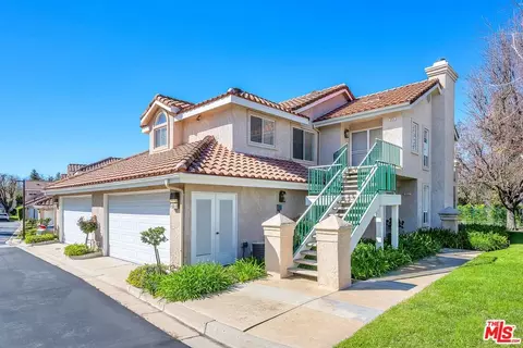 455 Kennerick Ln, Simi Valley, CA 93065