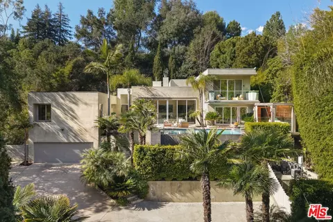 2731 Hutton Dr, Beverly Hills, CA 90210