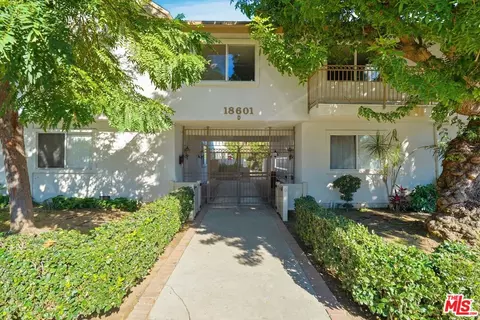 18601 Collins St #D27, Tarzana, CA 91356