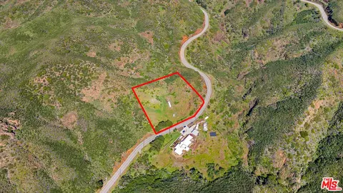 35099 Mulholland Hwy, Malibu, CA 90265