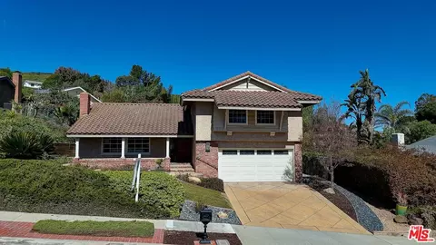 1771 Calle Artigas, Thousand Oaks, CA 91360